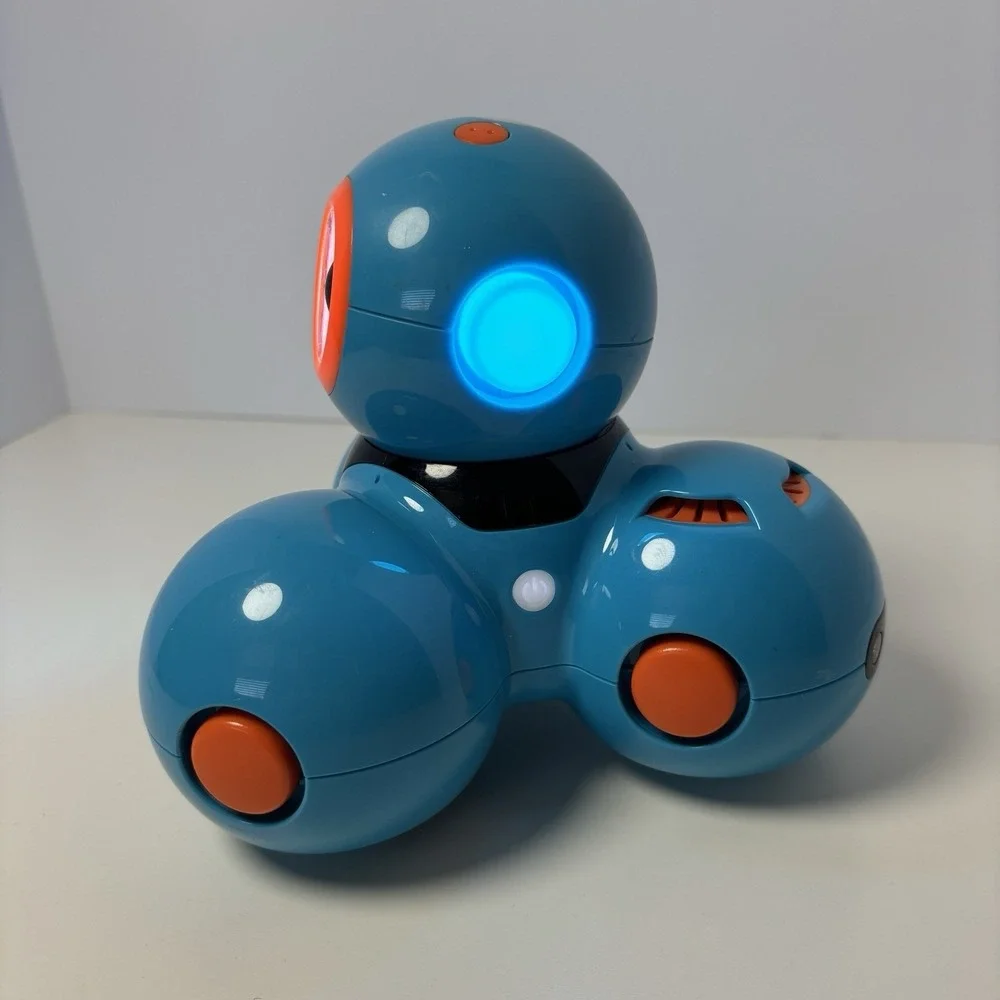 Wonder Workshop Dash Robot DAO1 Kids Coding Programing Educational Toy Bots STEM